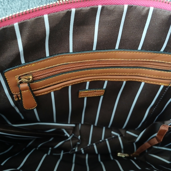 Dooney and Bourke Nylon Tote Brand New - Picture 4 of 9